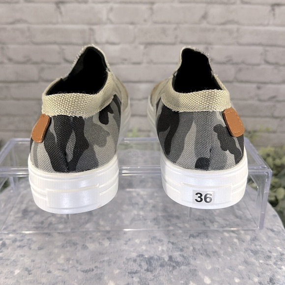 ZoLucky Tan Multimedia & Multicolor Fashion Canvas Casuals WMS 5.5M🤎NWOT🤎 - Picture 6 of 9